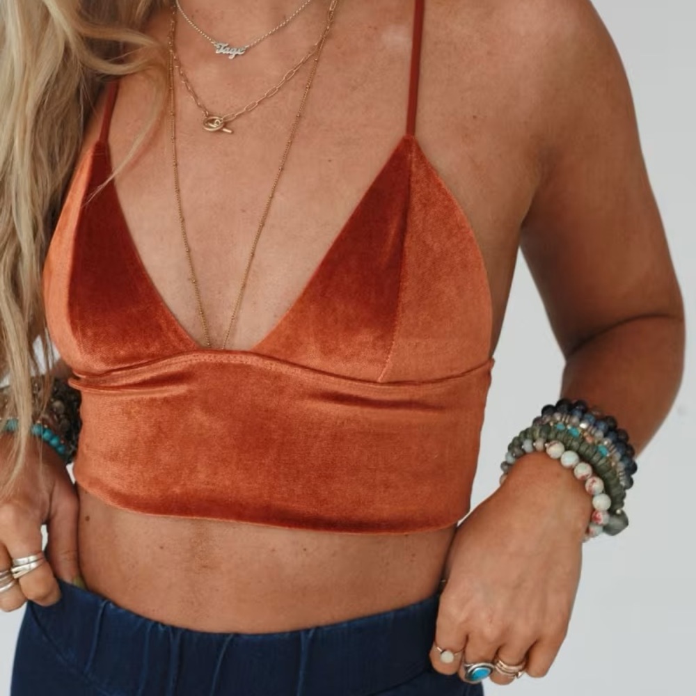 Velvety Soft Bralette Crop Top – Deep V Festival/Fall/Adjustable Strap Cami NWT - Picture 5 of 7